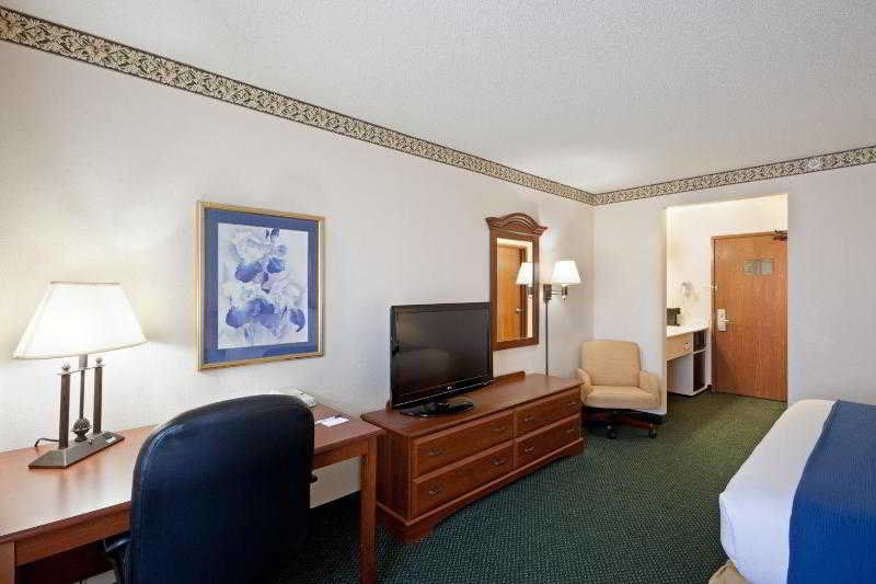 Holiday Inn Express Boston-Milford By Ihg Pokoj fotografie